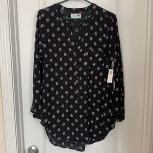 Old Navy SZ M NWT Tunic Top Black and White